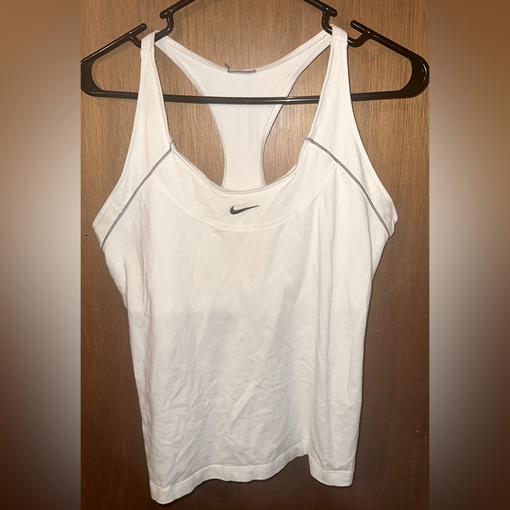 Nike women’s athletic sports top size medium - large